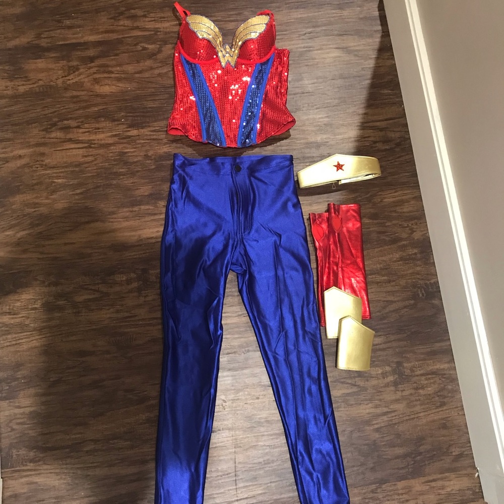 Wonder Woman Halloween Costume
